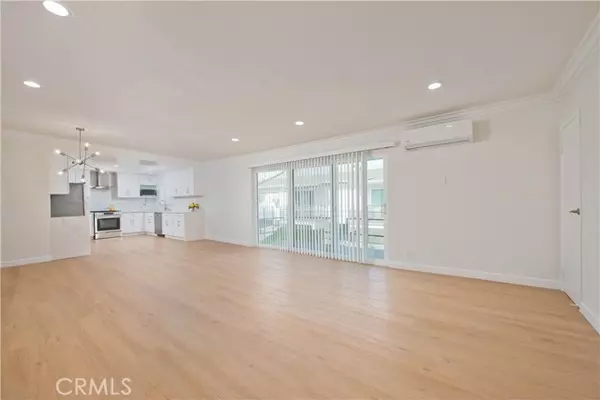 6335 Whitsett AVE 32, Valley Glen, CA 91606