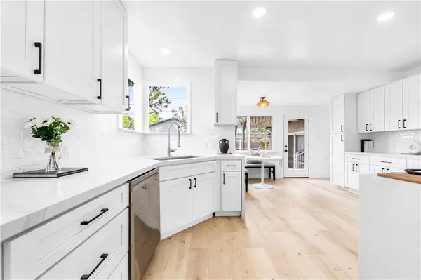 Long Beach, CA 90808,3719 N Greenbrier RD