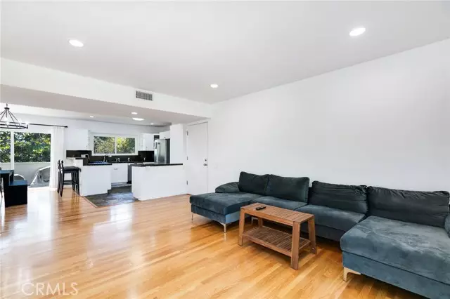 3200 S Sepulveda BLD J22, Los Angeles, CA 90034