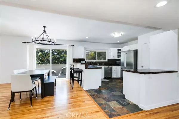 Los Angeles, CA 90034,3200 S Sepulveda BLD J22