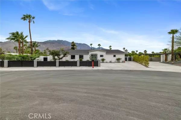 2745 N Kitty Hawk DR, Palm Springs, CA 92262