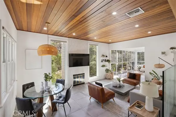 380 Box Canyon RD, Canoga Park, CA 91304