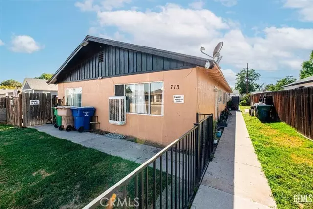 Bakersfield, CA 93308,713 Iris ST