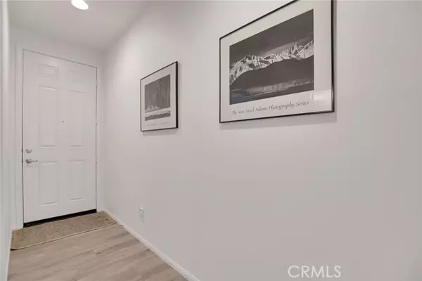 Beaumont, CA 92223,383 Song Bird