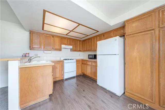 17333 Brookhurst ST C9, Fountain Valley, CA 92708