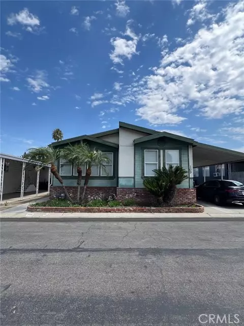 320 N Park Vista ST 109, Anaheim, CA 92806
