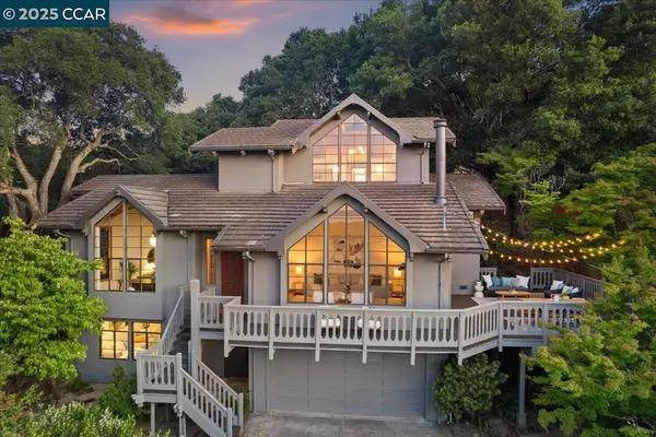 357 El Toyonal,  Orinda,  CA 94563
