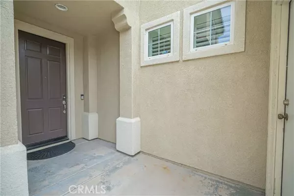 Canyon Country, CA 91387,17633 Wren DR