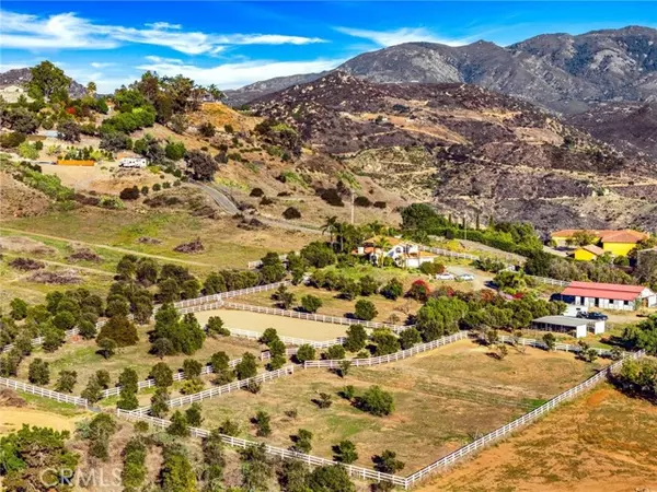 Fallbrook, CA 92028,334 Rainbow Crest RD