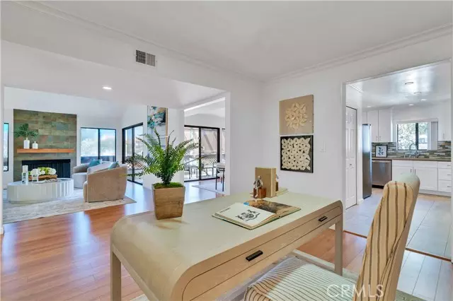 1325 Valley View RD 307, Glendale, CA 91202