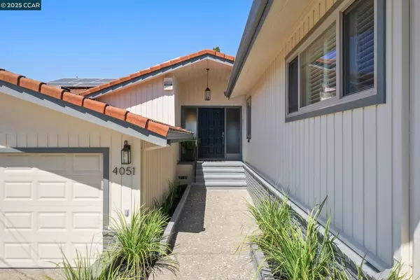 Oakland, CA 94602,4051 Rhoda Ave