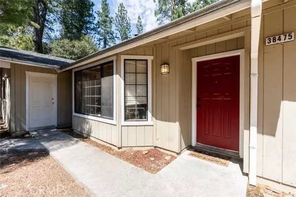 Oakhurst, CA 93644,38475 Sierra Lakes DR