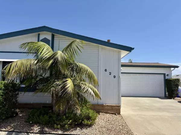 Vista, CA 92081,629 VIA SANTA CRUZ