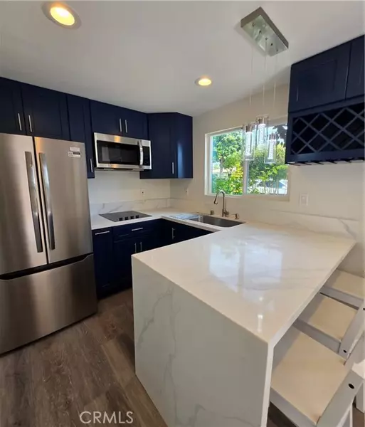 1237 W Sycamore AVE, Orange, CA 92868