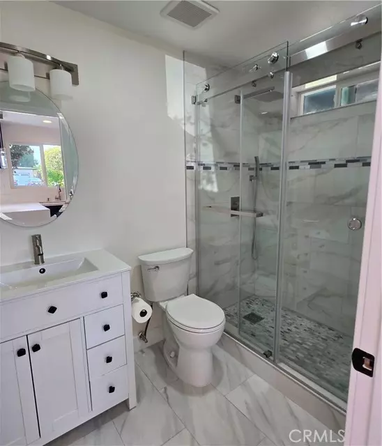 Orange, CA 92868,1237 W Sycamore AVE