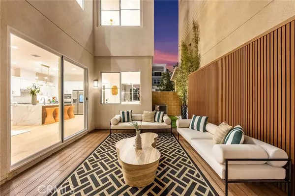 Irvine, CA 92618,241 Abacus