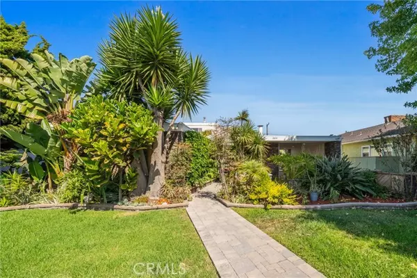 Huntington Beach, CA 92648,1824 Park ST