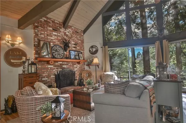 Lake Arrowhead, CA 92352,307 Pioneer RD