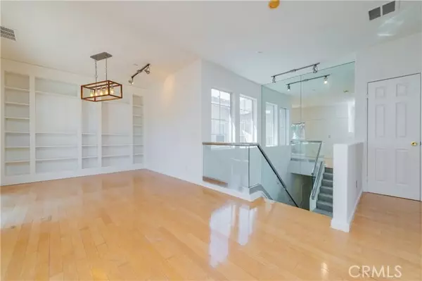 Rancho Cucamonga, CA 91730,7353 Ellena 3