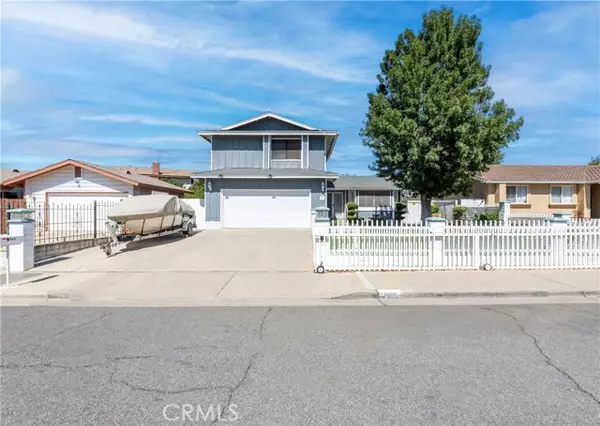 Lake Elsinore, CA 92530,949 Dolly DR