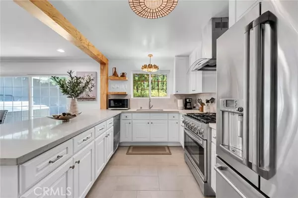 109 Triangle ST, Thousand Oaks, CA 91360