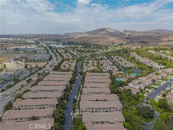 Corona, CA 92883,4456 Owens ST 102