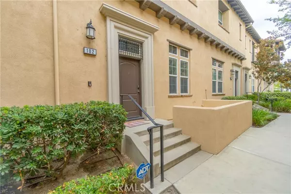 4456 Owens ST 102, Corona, CA 92883