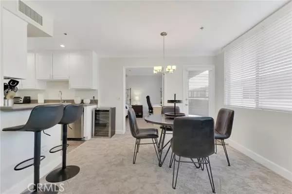 Sherman Oaks, CA 91403,4501 Cedros AVE 336