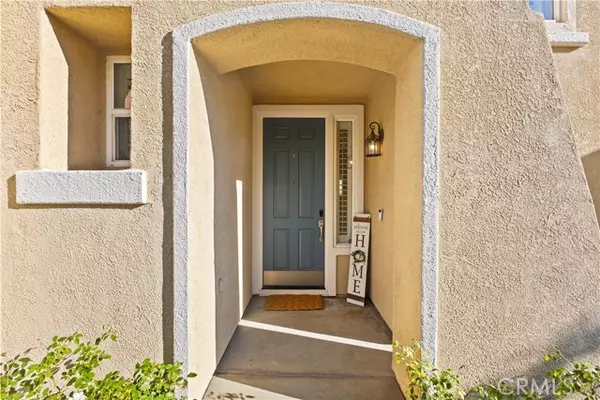 Canyon Country, CA 91387,17556 Gladesworth LN
