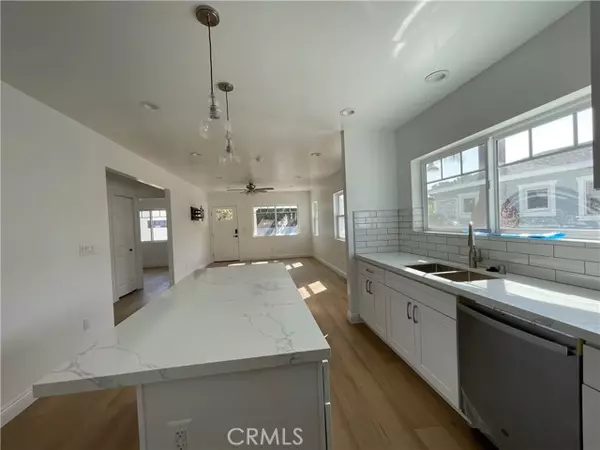 Torrance, CA 90501,707 Columbia PL