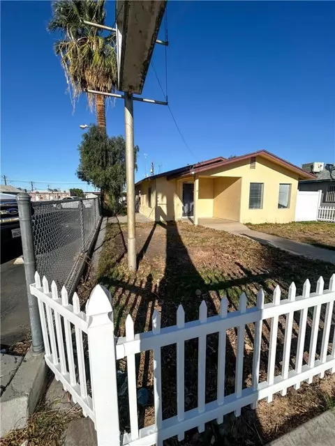 155 N 1st, Blythe, CA 92222