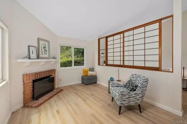 La Jolla, CA 92037,8370 Via Sonoma F