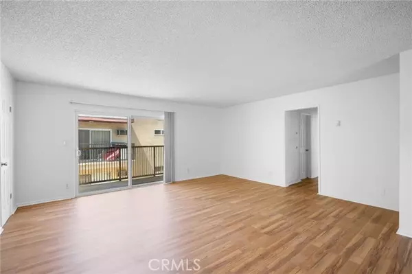 Van Nuys, CA 91406,17463 Vanowen ST 8