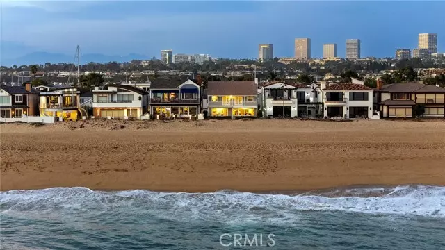Newport Beach, CA 92661,1516 E Oceanfront
