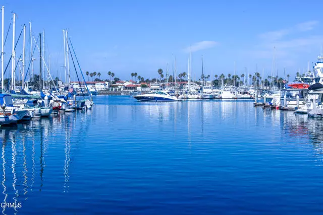 2455 Jamestown CT, Oxnard, CA 93035