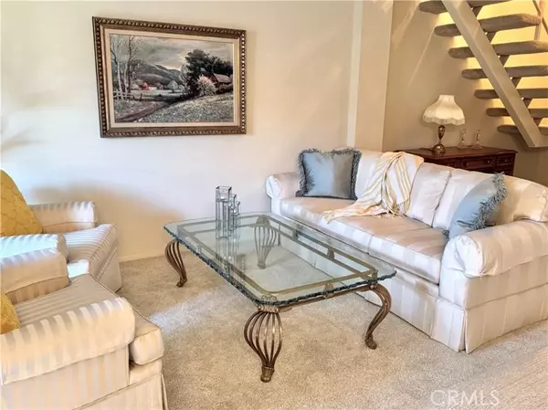 Huntington Beach, CA 92646,9695 Brookbay CIR