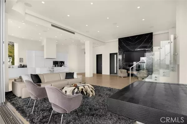 Los Angeles, CA 90069,1609 Viewmont DR