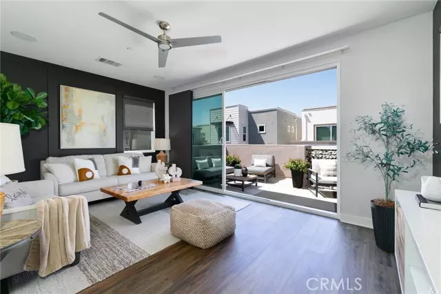 656 Daniel Freeman CIR, Inglewood, CA 90301