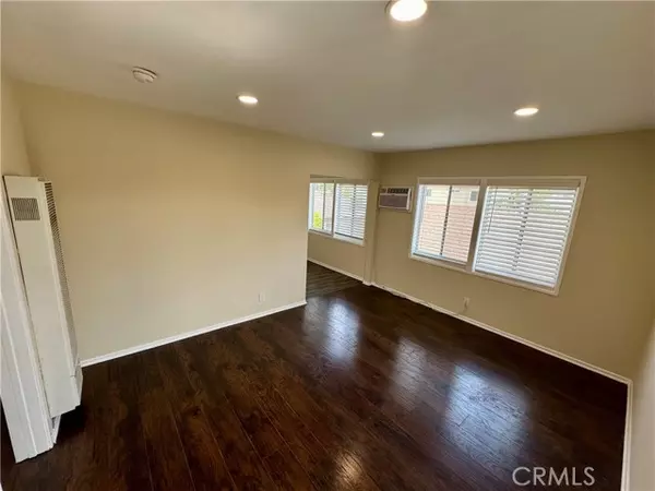 Glendale, CA 91201,1128 Irving AVE D