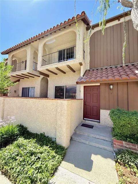 19545 Sherman WAY 99, Reseda, CA 91335