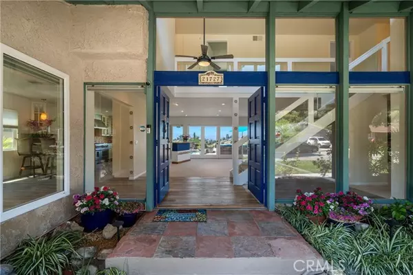 Woodland Hills, CA 91364,21727 Ulmus DR