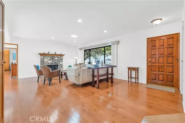 Woodland Hills, CA 91364,4772 Excelente DR