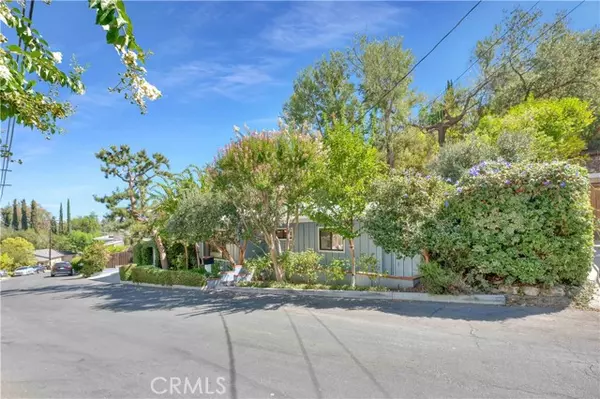 Woodland Hills, CA 91364,4772 Excelente DR
