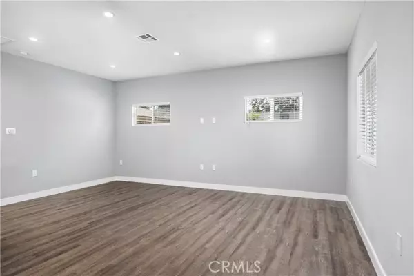 Woodland Hills, CA 91367,6508 Oakdale AVE