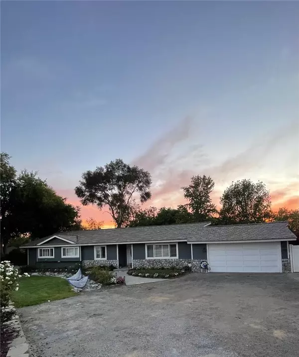 Yorba Linda, CA 92886,5471 Cherrylee LN