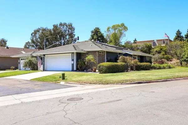 San Marcos, CA 92078,1302 El Corral LN