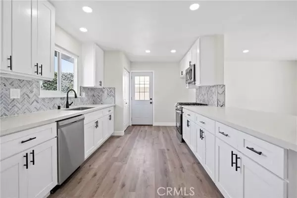 Buena Park, CA 90620,9694 Mount Barnard DR