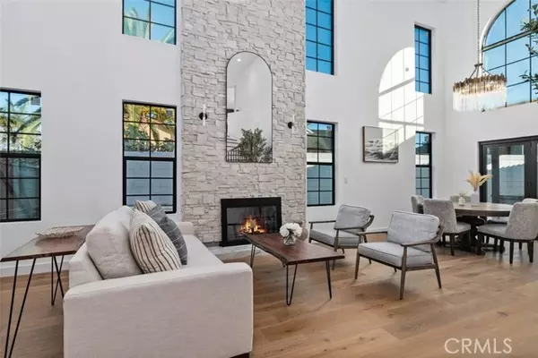Huntington Beach, CA 92648,6776 Findley CIR