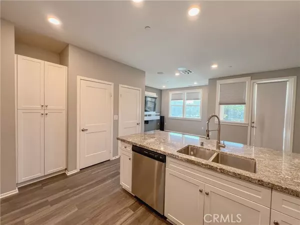 10240 Artesia BLD, Bellflower, CA 90706