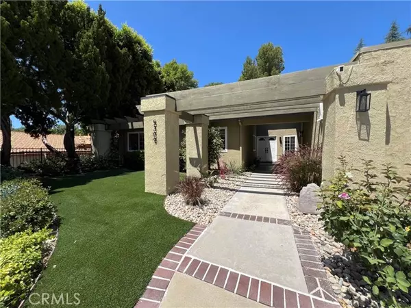 Woodland Hills, CA 91367,5309 Lockhurst DR
